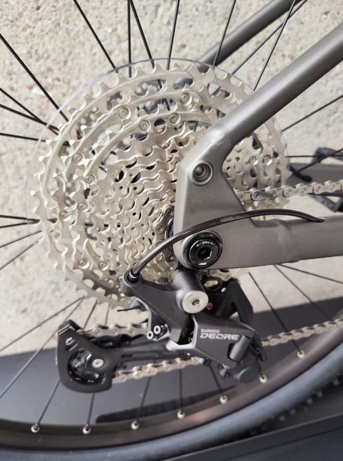 Rower elektryczny Focus JARIFA2 6.8 rama S koło 29" bateria 625 Wh