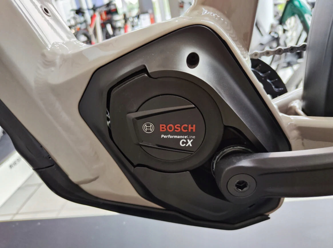 Rower elektryczny Focus Planet2 6.8 rama M44 koło 29" bateria 625 Wh