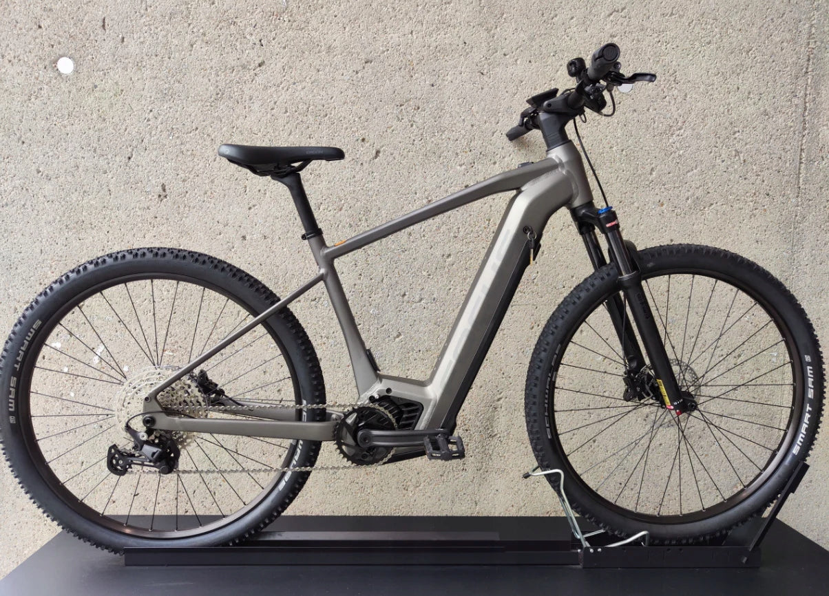 Rower elektryczny Focus JARIFA2 6.8 rama S koło 29" bateria 625 Wh